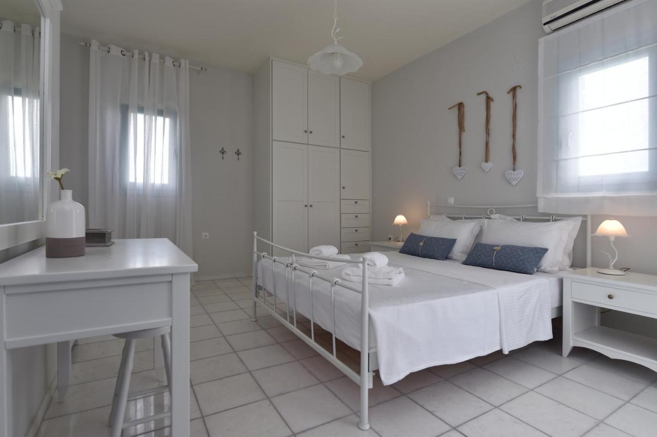 Tonia Apartments Paros Chrisi Akti  Exterior photo
