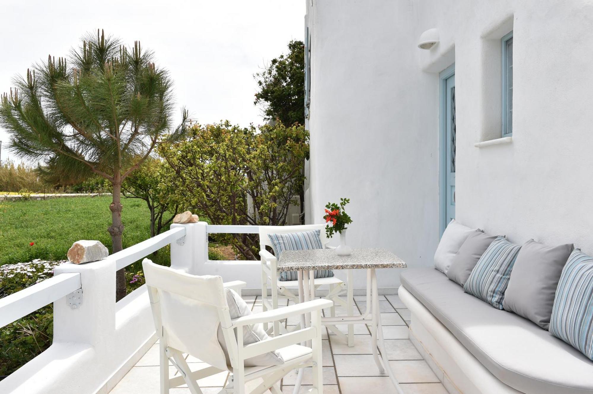 Tonia Apartments Paros Chrisi Akti  Exterior photo