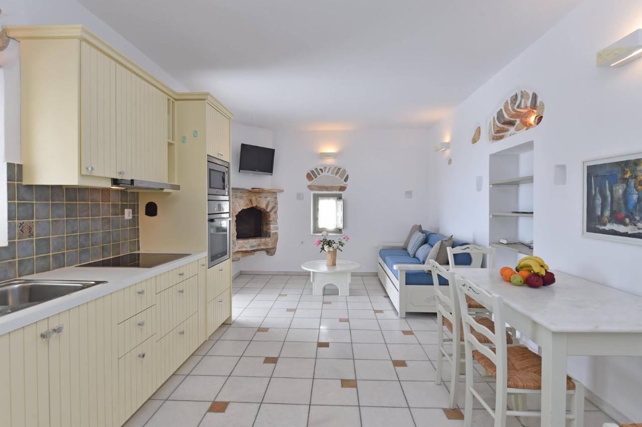 Tonia Apartments Paros Chrisi Akti  Exterior photo